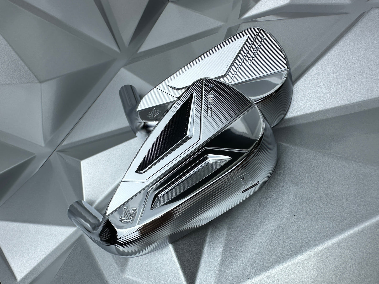 SEVEN Irons NEO